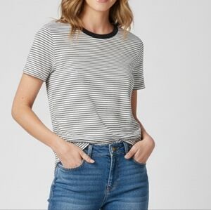 Old Navy Black and White Striped Short Sleeve Tee